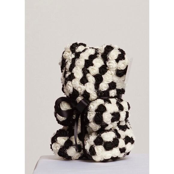 Combination Of Black & Whites Colors Bear - Picture 2 of 3